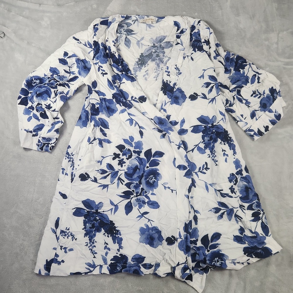 Yumi Kim Dream Lover Robe Women Medium‎ Blue White Wrap Boho Resort Cottagecore